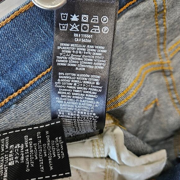 7 For All Mankind Jeans Shorts Raw Hem Faded Blue Button Fly Size 32 - Picture 6 of 9